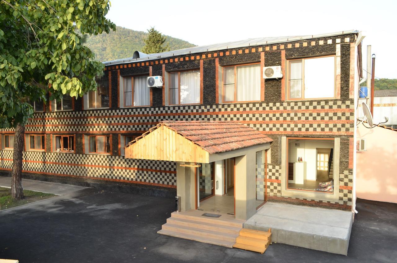 Evim Otel Загатала Экстерьер фото
