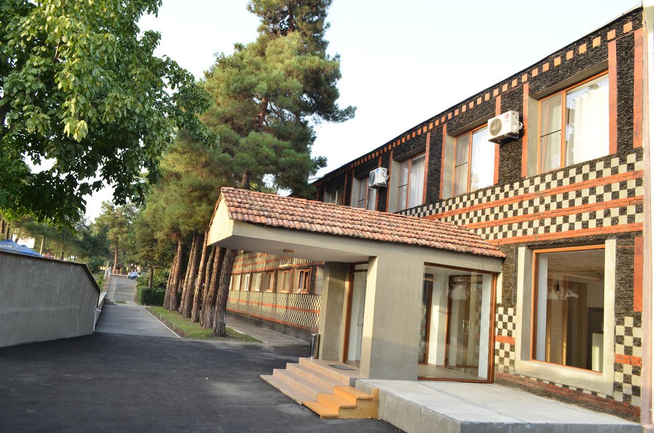 Evim Otel Загатала Экстерьер фото