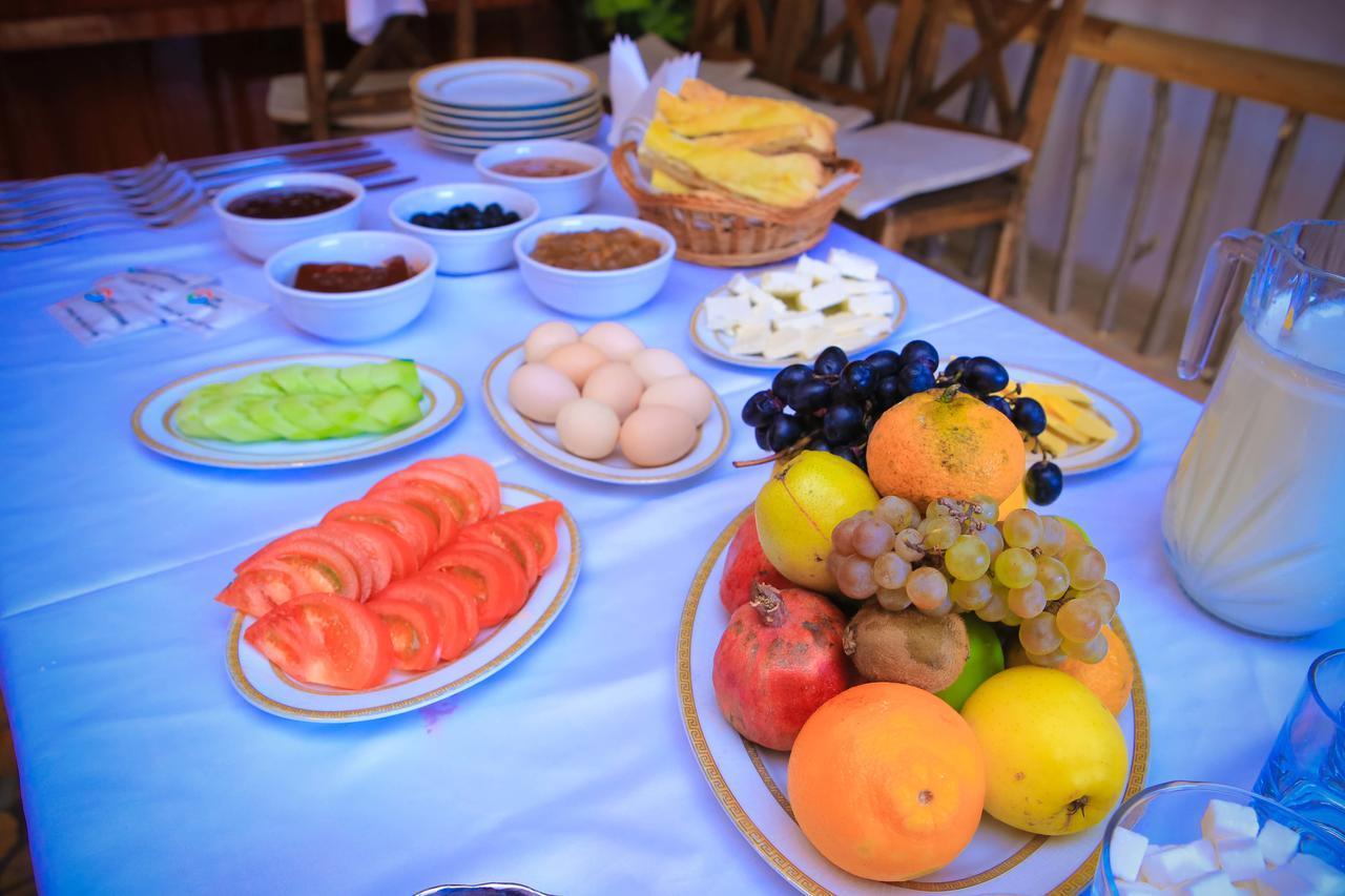 Evim Otel Загатала Экстерьер фото