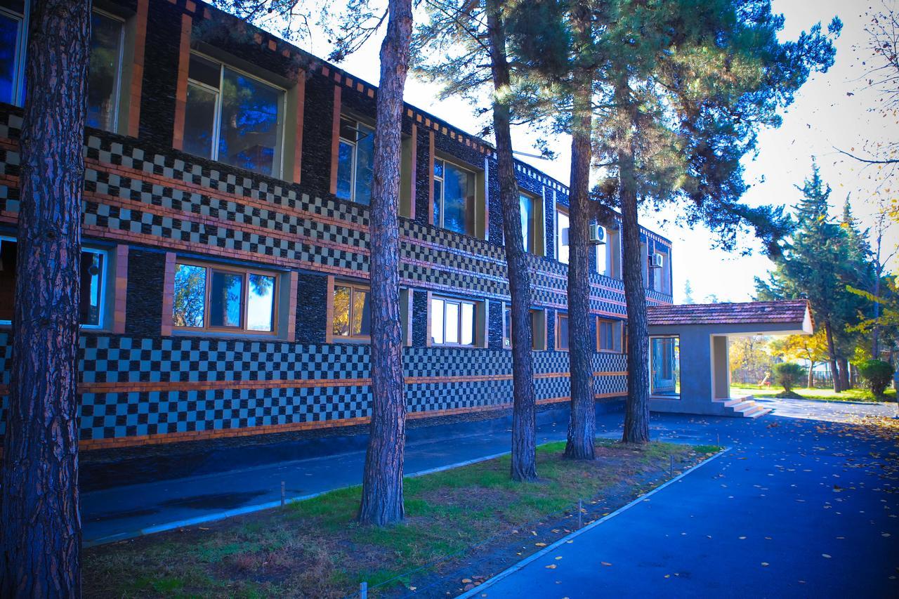 Evim Otel Загатала Экстерьер фото
