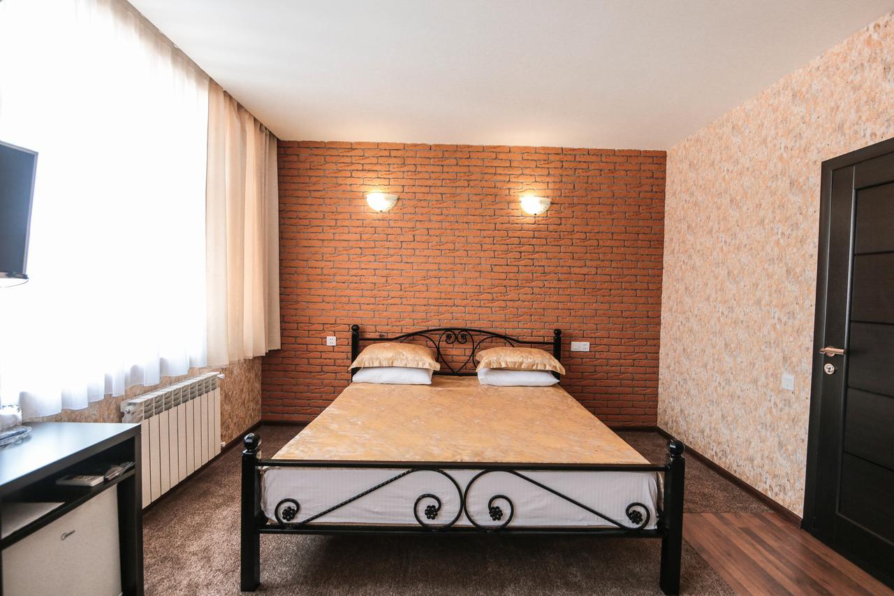 Evim Otel Загатала Экстерьер фото