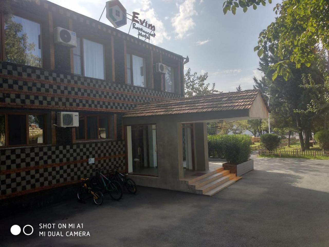 Evim Otel Загатала Экстерьер фото