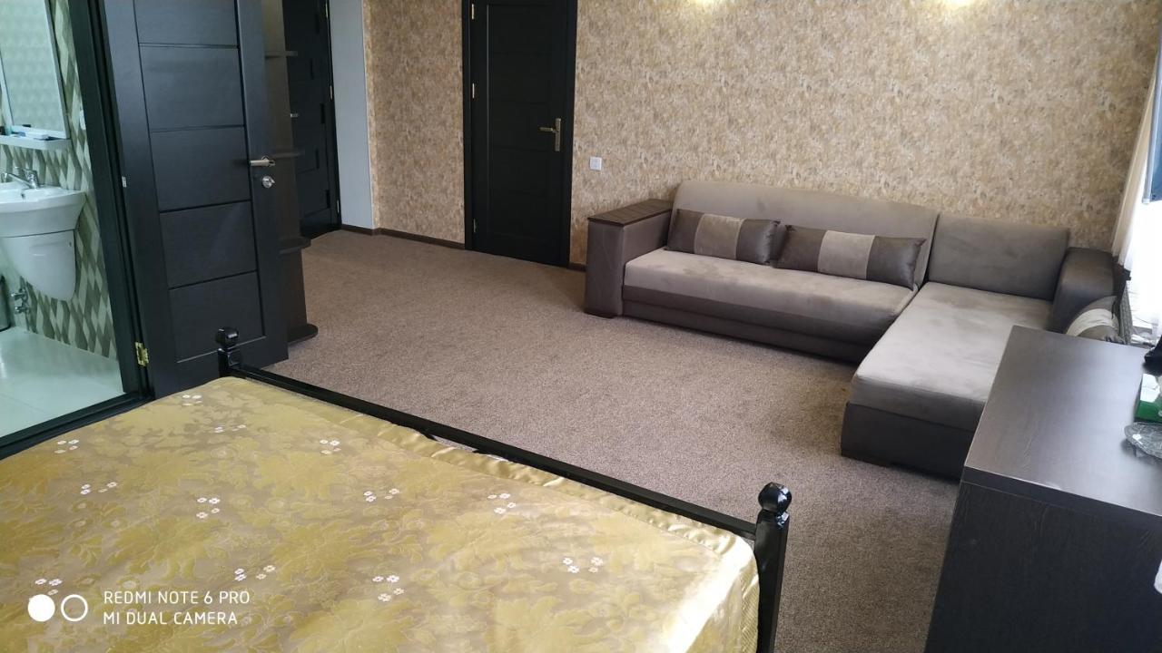 Evim Otel Загатала Экстерьер фото